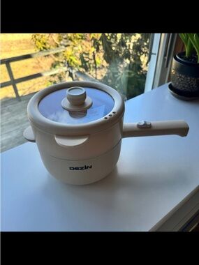 DEZI Multi-Functional Electric Hot Pot in Cream